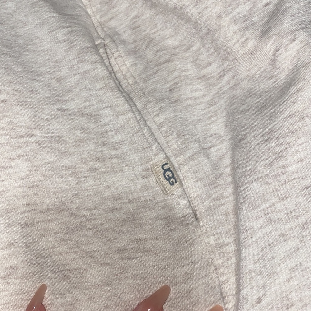 🪼UGG Anissa Lounge pocket poncho fleece! - Picture 9 of 11